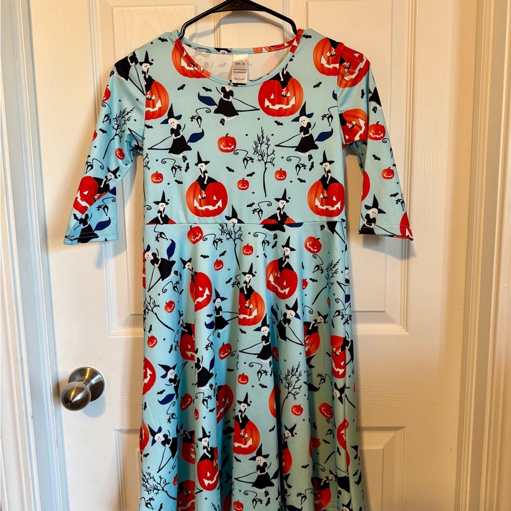 Amazon Casual Halloween Dress - Blue and Orange 3/4 Sleeve